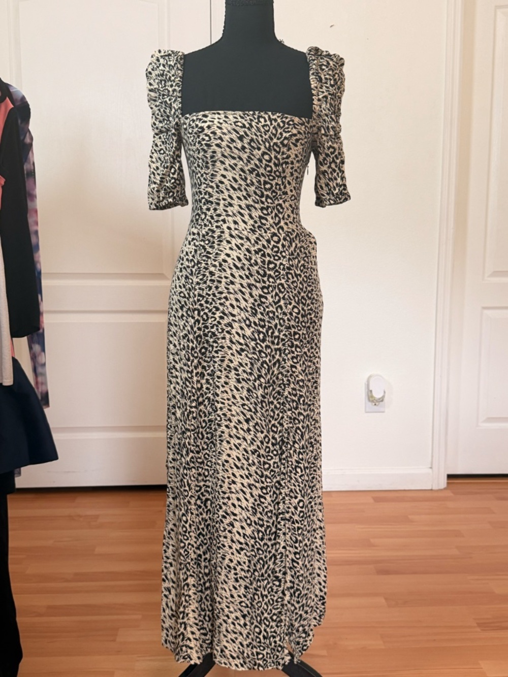 & Other Stories Leopard Print Maxi Dress Off Shoulder Puff Sleeve Size 2/34
